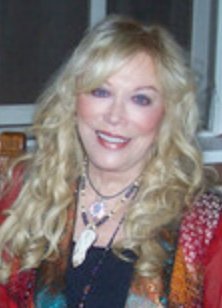 Lynn Andrews